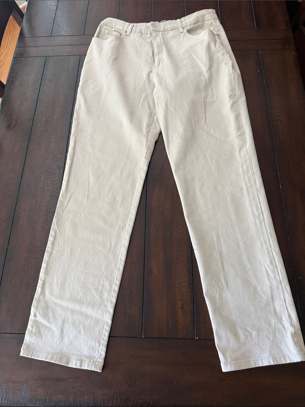 Tan Jean by Gloria Vanderbilt style Amanda size 14